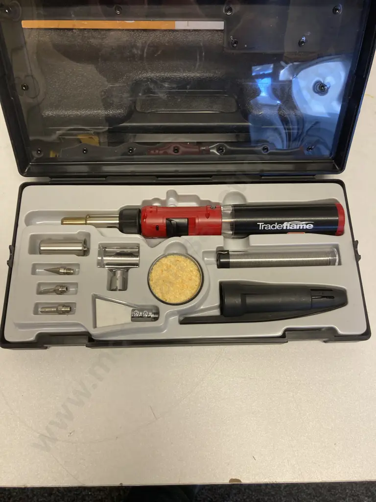 New No8 40Pce Socket Set 1/4&3/8" Drive, Fuller 10Pce Screwdriver Set, TradeFlame Soldering Set Image 1++